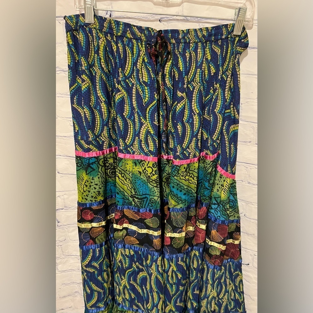Marsh Landing Multi-color Bohemian Festival Maxi
Full Skirt size XL - Picture 4 of 9